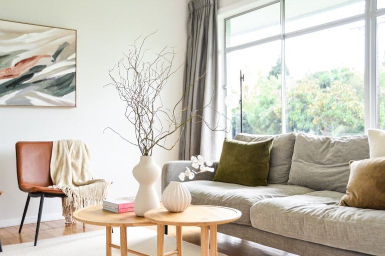 Photo of property in 11 Gerrand Place, Chedworth, Hamilton, 3210