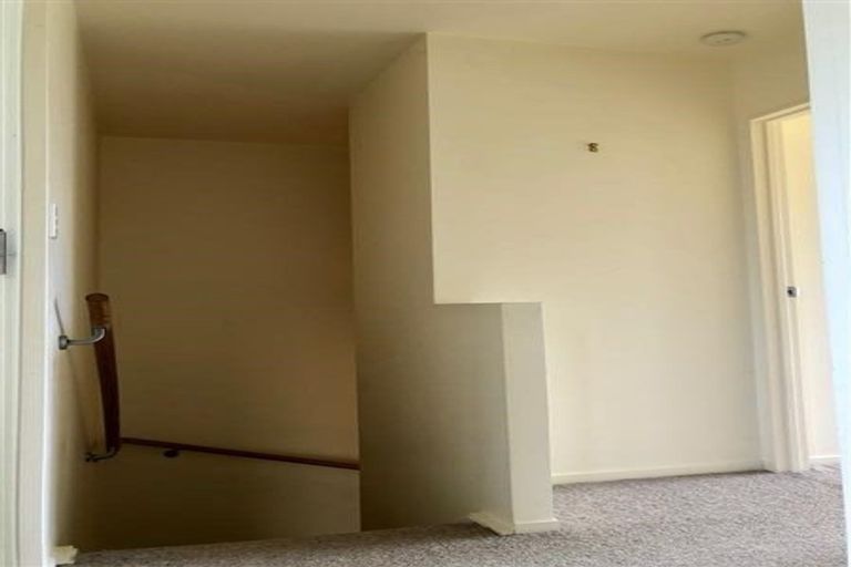 Photo of property in 28/11 The Avenue, Albany, Auckland, 0632