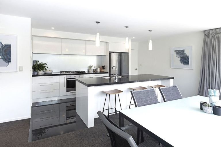 Photo of property in 8 Whitau Place, Marshland, Christchurch, 8083