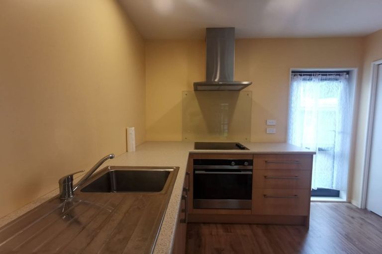 Photo of property in 16 Gladson Avenue, Sockburn, Christchurch, 8042