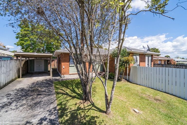 Photo of property in 62b Pomaria Road, Henderson, Auckland, 0610