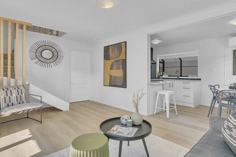 Photo of property in 2/40 Rosella Road, Mangere East, Auckland, 2024