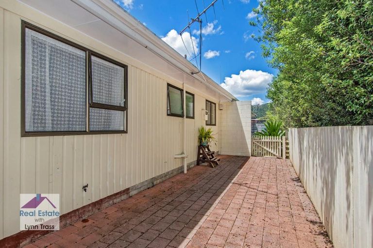 Photo of property in 2/5 Princes Street, Kensington, Whangarei, 0112