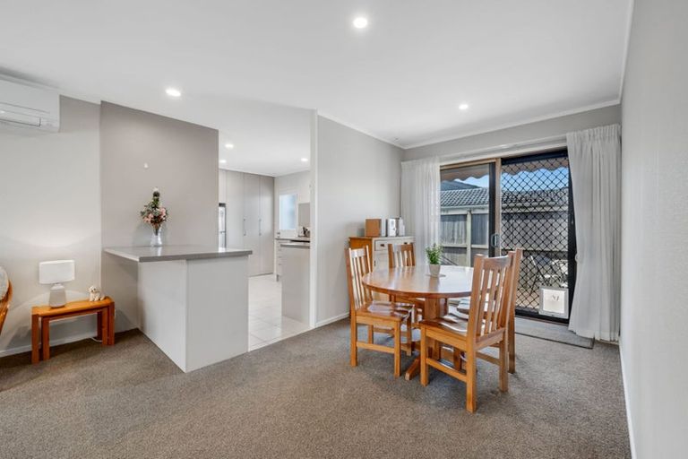 Photo of property in 1/78 Prince Regent Drive, Half Moon Bay, Auckland, 2012