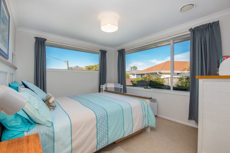 Photo of property in 8 Esk Place, Mosgiel, 9024