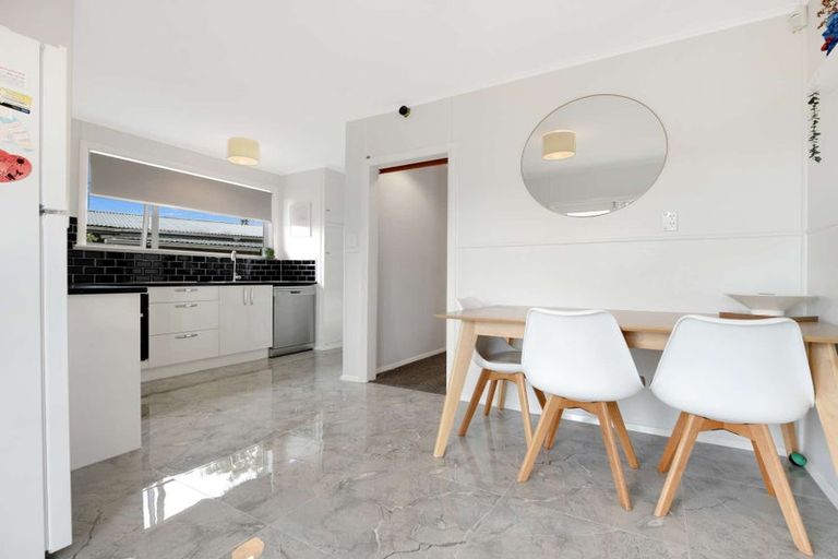 Photo of property in 20 Keats Crescent, Enderley, Hamilton, 3214