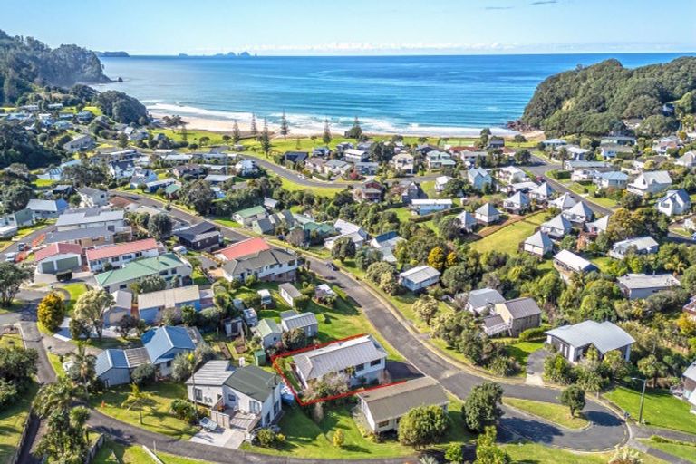Photo of property in 216 Russell Bruce Place, Onemana, Whangamata, 3691