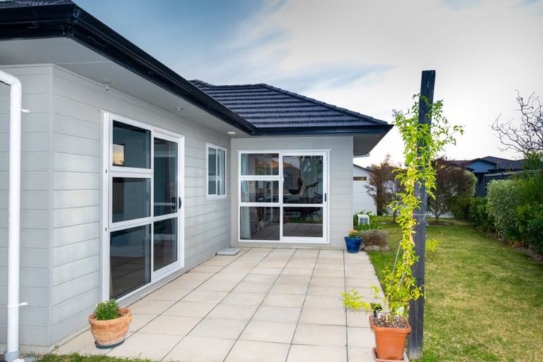 Photo of property in 4 Aoraki Road, Poraiti, Napier, 4112