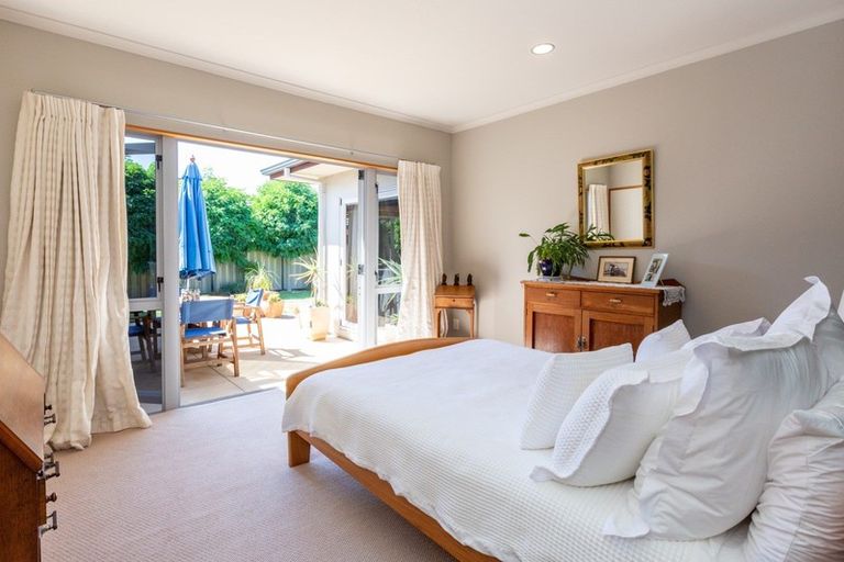 Photo of property in 3 Forbury Way, Taradale, Napier, 4112