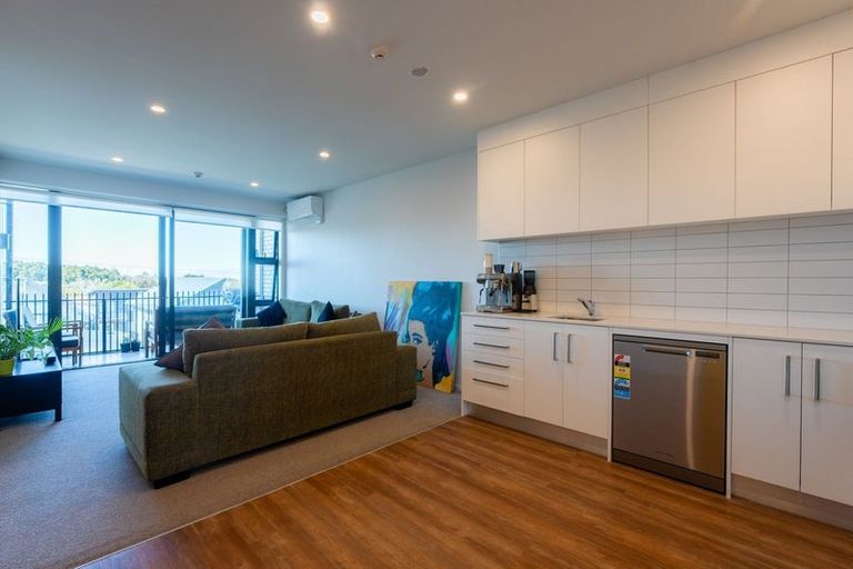Photo of property in 209/38e Fraser Avenue, Northcote, Auckland, 0627