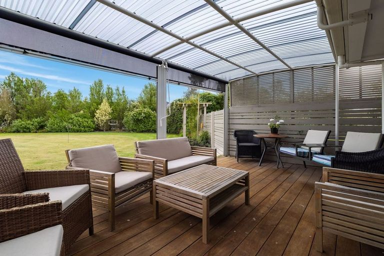 Photo of property in 8 Riverside Way, Amberley, 7410