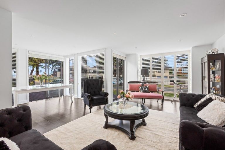 Photo of property in 1c Puriri Avenue, Orewa, 0931