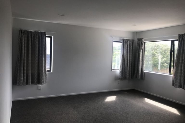 Photo of property in 58 Cirrus Way, Ranui, Auckland, 0612