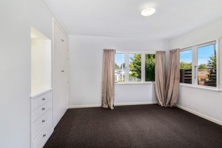 Photo of property in 2 Park Road, Western Heights, Rotorua, 3015