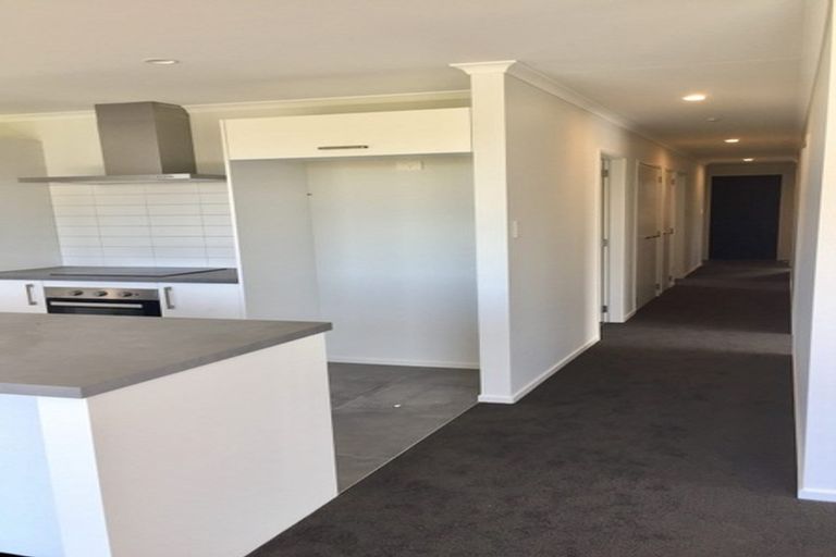 Photo of property in 95 Hills View Drive, Papamoa, 3118