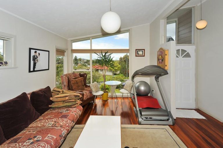 Photo of property in 63 Seine Road, Forrest Hill, Auckland, 0620