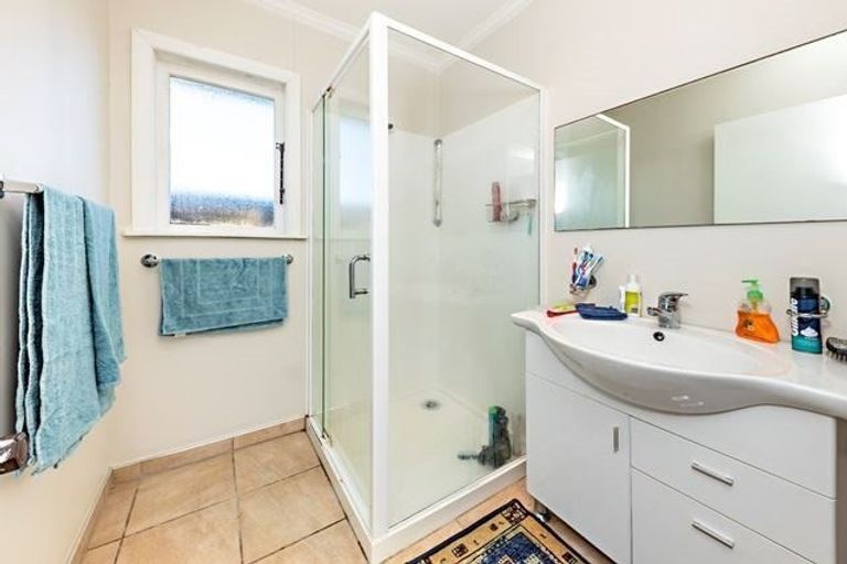 Photo of property in 1/19 Rollerson Street, Papakura, 2110