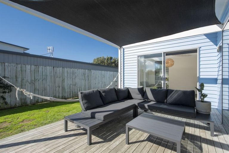 Photo of property in 11 Coprosma Close, Papamoa Beach, Papamoa, 3118