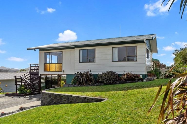 Photo of property in 10 El Viso Place, Te Kamo, Kamo, 0112