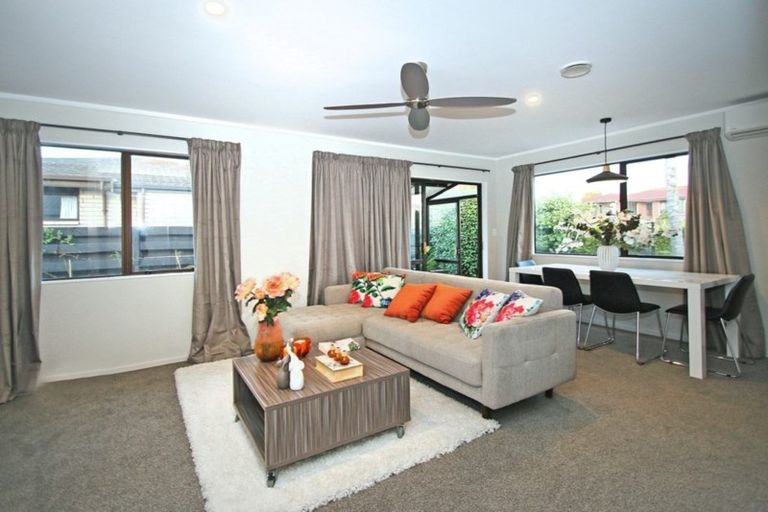 Photo of property in 11a Hilltop Road, Parkvale, Tauranga, 3112