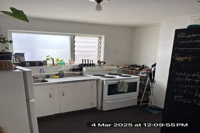 Photo of property in 196a Hanson Street, Newtown, Wellington, 6021