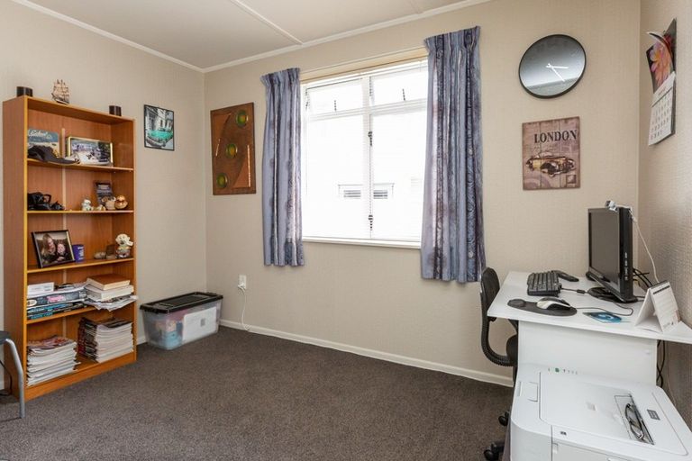Photo of property in 24 O'dowd Road, Taradale, Napier, 4112