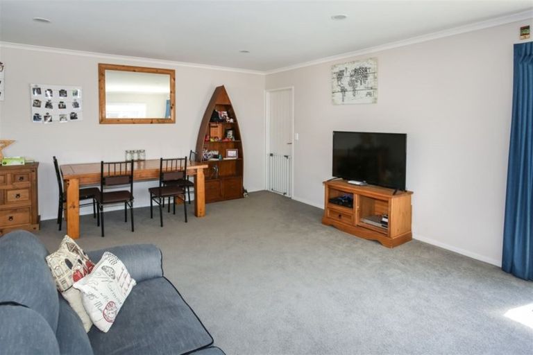 Photo of property in 1 Rees Way, Tuakau, 2121