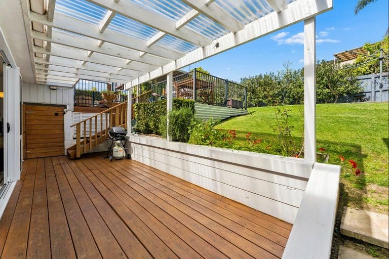 Photo of property in 52b Bay Street, Red Beach, 0932