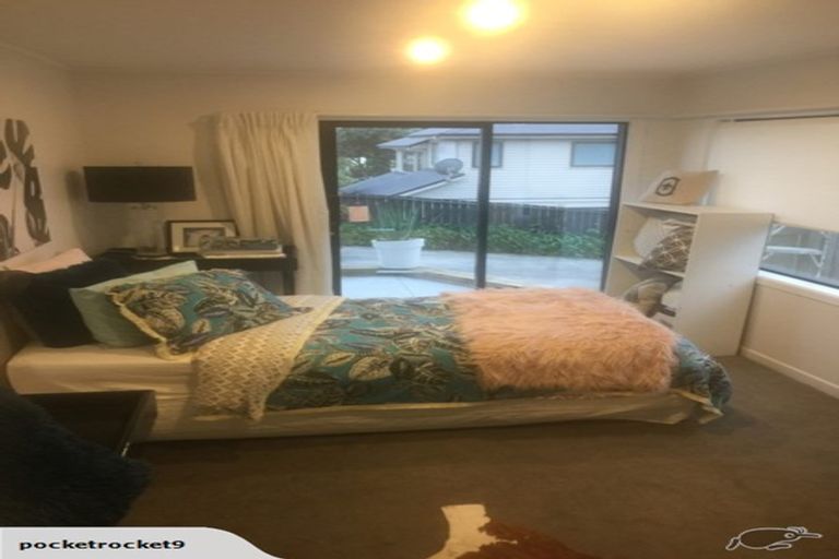 Photo of property in 82 Bay Street, Red Beach, 0932