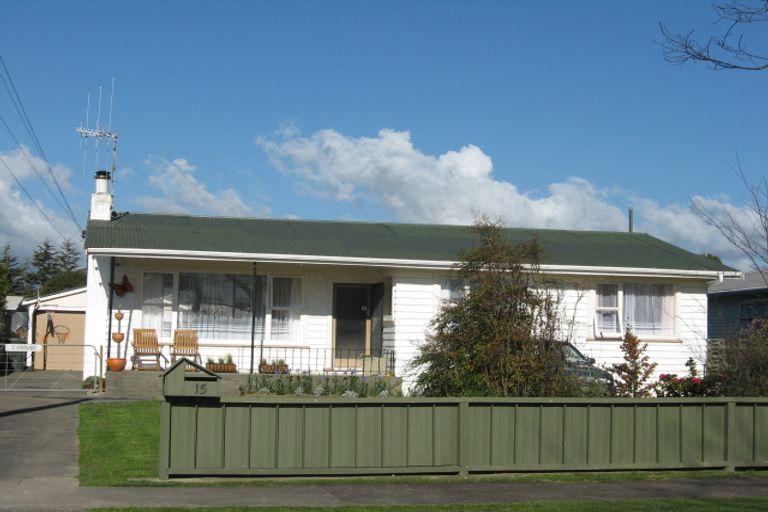 Photo of property in 15 Matai Street, Levin, 5510
