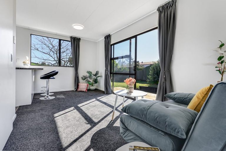 Photo of property in 9a Maynard Place, Temple View, Hamilton, 3218