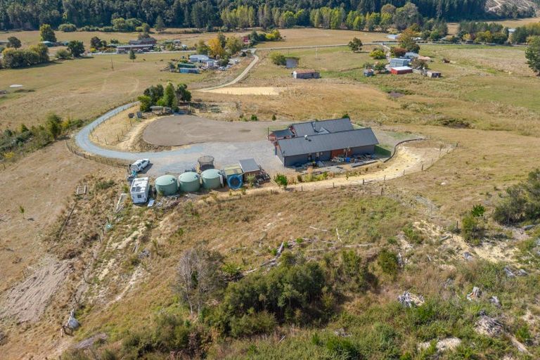 Photo of property in 191 Pigeon Valley South, Pigeon Valley, Wakefield, 7096