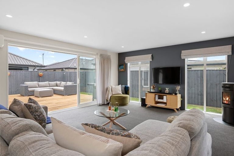 Photo of property in 16 Durells Crescent, Kaiapoi, 7630