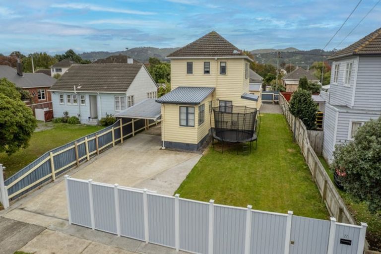 Photo of property in 27 Sladden Street, Naenae, Lower Hutt, 5011
