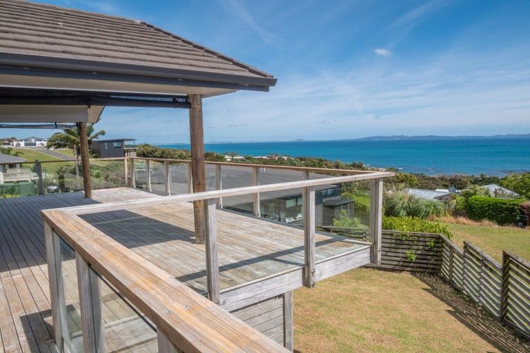 Photo of property in 20 Eagles Way, Cable Bay, 0420