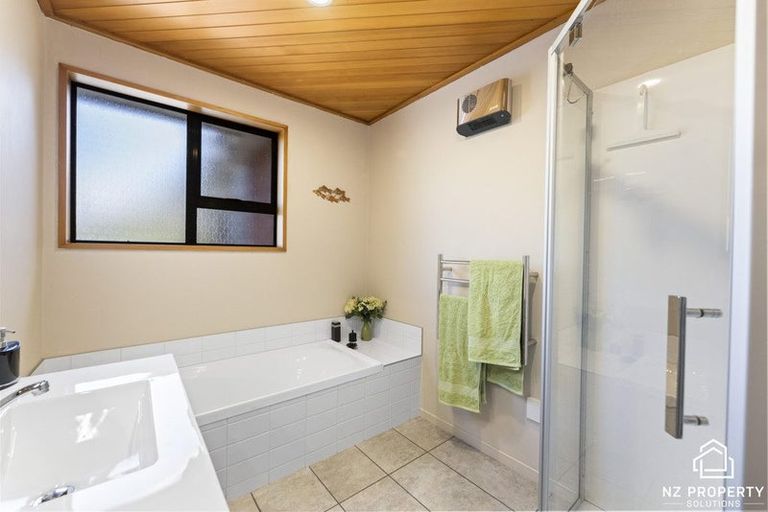 Photo of property in 55 Holyhead Street, Outram, 9019