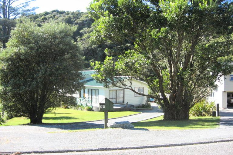 Photo of property in 21 Power Road, Karoro, Greymouth, 7805