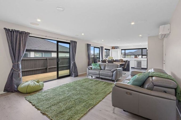 Photo of property in 8 Brightstone Crescent, Aranui, Christchurch, 8061