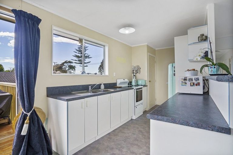 Photo of property in 2 Ngaparaoa Drive, Maketu, Te Puke, 3189