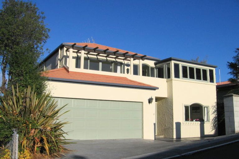 Photo of property in 11 Sealy Road, Bluff Hill, Napier, 4110