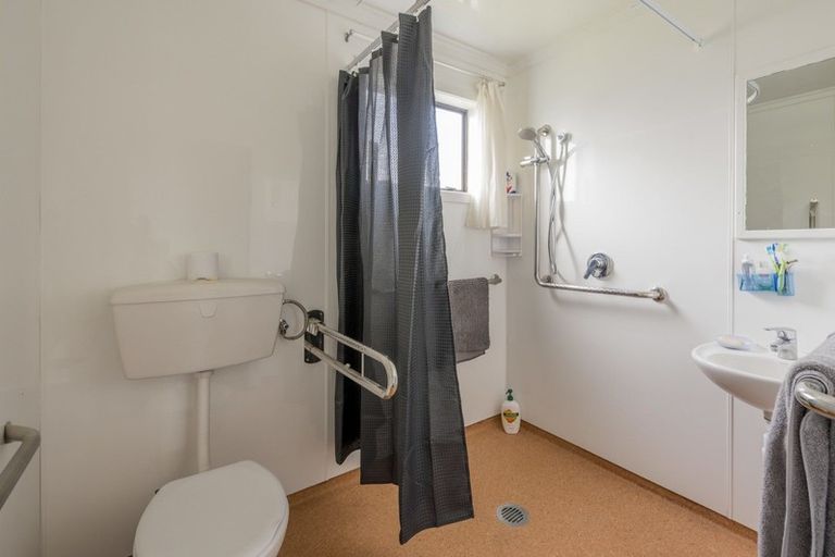 Photo of property in 68a Hokio Beach Road, Levin, 5510