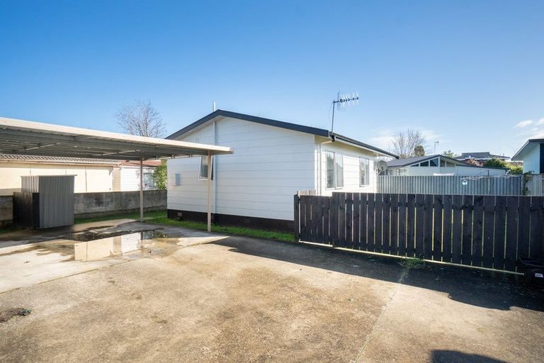 Photo of property in 23b Glasgow Street, Takaro, Palmerston North, 4412