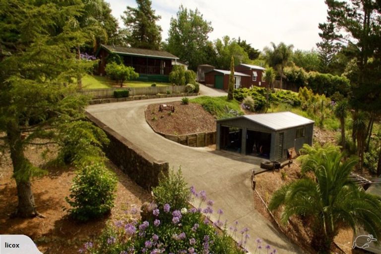 Photo of property in 288 Whitford Road, Whitford, Howick, 2571