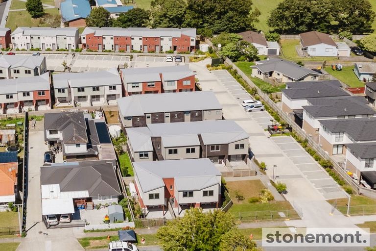 Photo of property in 30 Earlsworth Road, Mangere East, Auckland, 2024