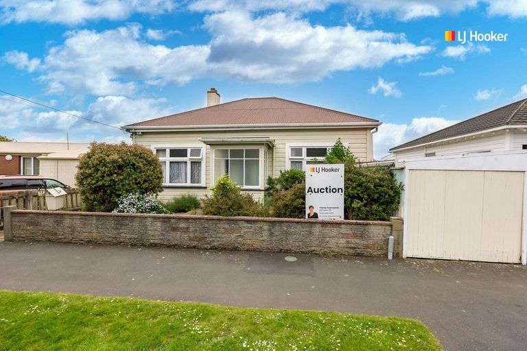Photo of property in 12 Kirkcaldy Street, South Dunedin, Dunedin, 9012