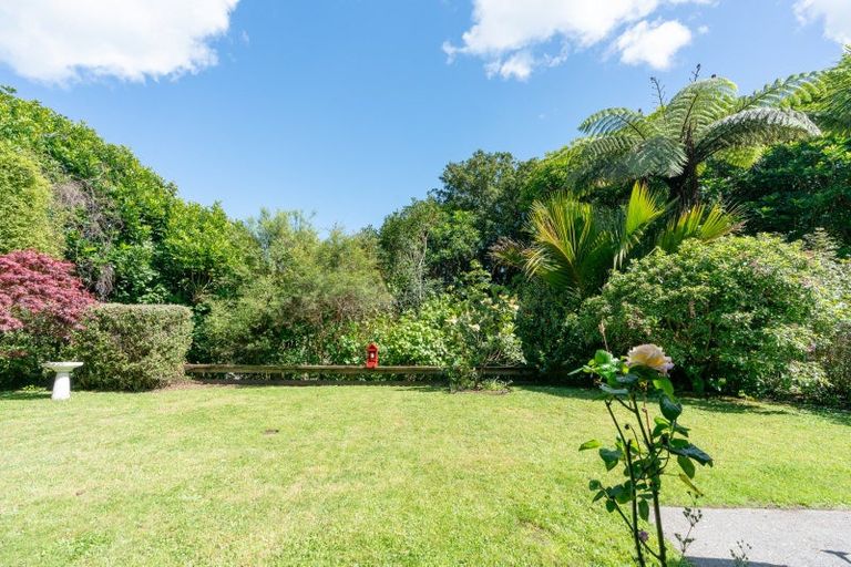 Photo of property in 101 Huia Street, Waikanae, 5391