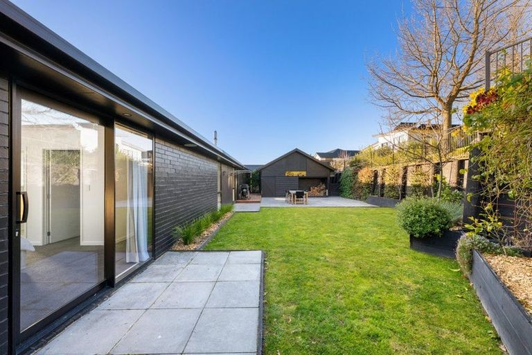 Photo of property in 19 Golf View Close, Fairhall, 7272