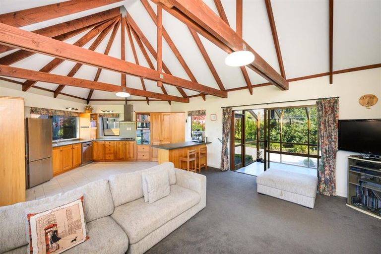 Photo of property in 14 Tennent Court, Marton, 4710