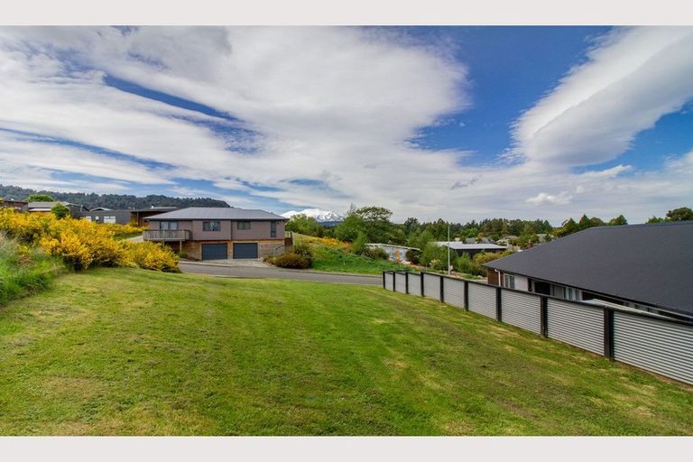Photo of property in 5 Kowhai Heights, Ohakune, 4625