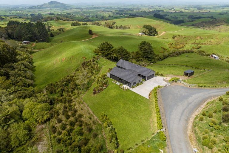 Photo of property in 33 Tiwarawara Lane, Puketotara, Te Awamutu, 3876